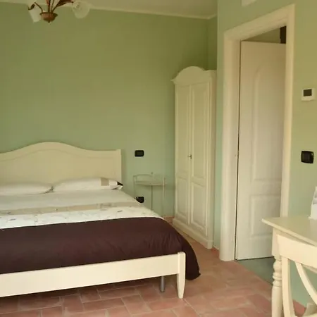 مزرعة للإقامة La Palazzina Di Gorgognano بيانورو