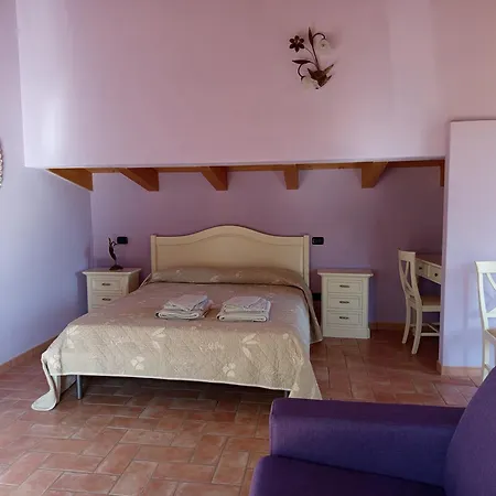 La Palazzina Di Gorgognano مزرعة للإقامة