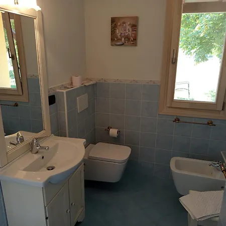 La Palazzina Di Gorgognano مزرعة للإقامة بيانورو