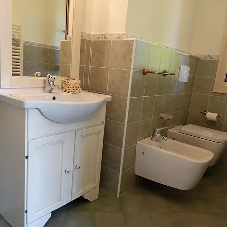 La Palazzina Di Gorgognano مزرعة للإقامة *